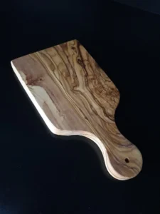 Käsebrett aus Olivenholz ca. 25x13 cm