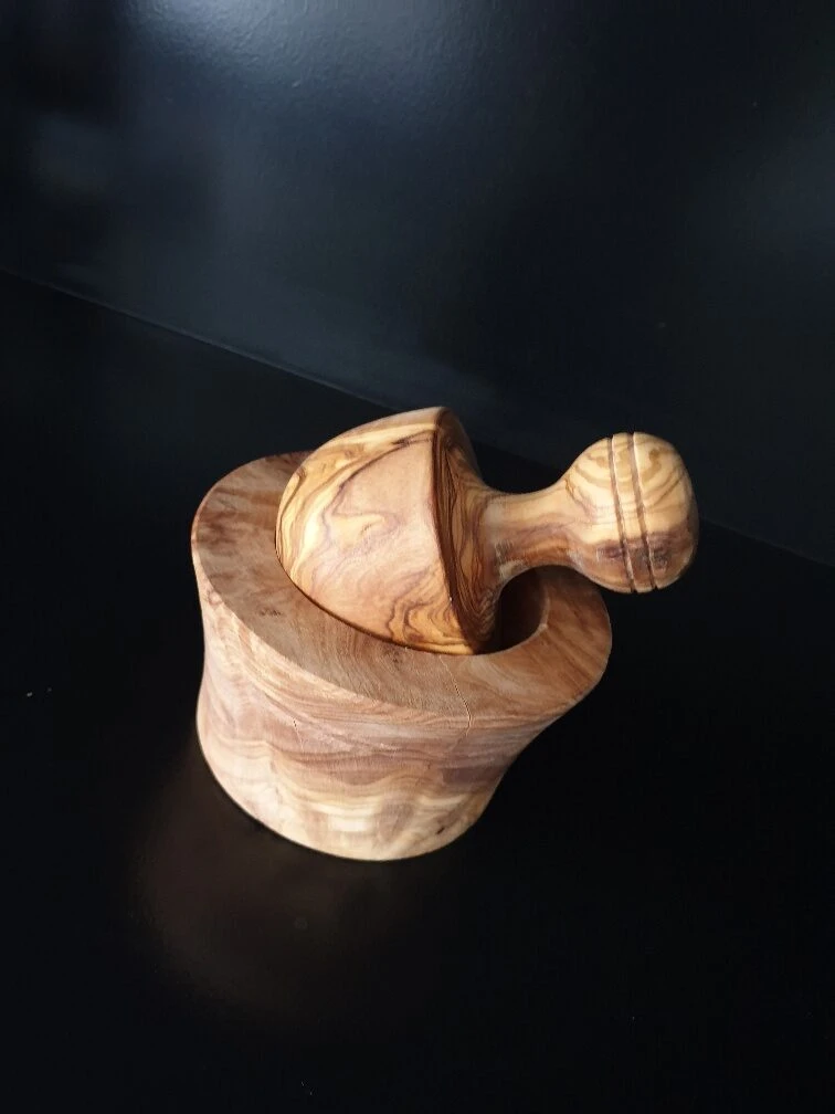 Brecher für Olivenholz